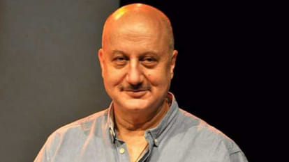 Fan Asked Anupam Kher about Shah Rukh Khan Pathaan Actor Said Blockbuster
