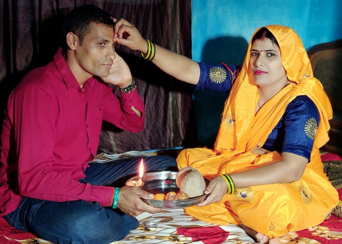 Sisters prayed for brother's long life by doing tilak