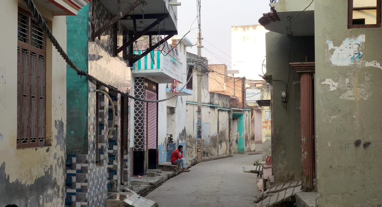 Wires are hanging due to lack of electric poles in the street