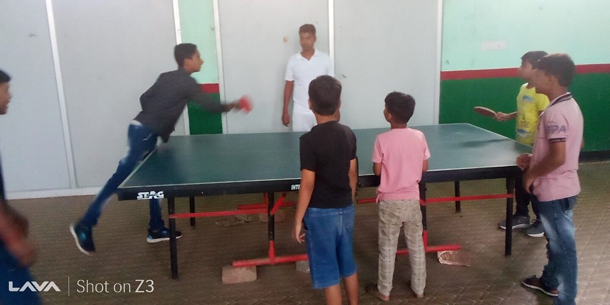 Hathras: Players showed their hands in table tennis