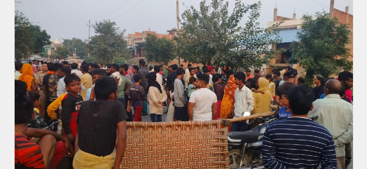 Container trampled over a six-year-old girl in Kannauj