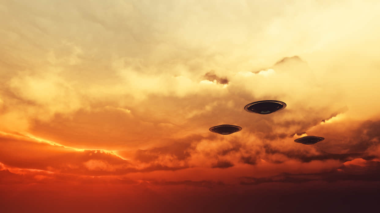 Mysterious UFO Seen Near Pacific Ocean Know What Pilots Revealed