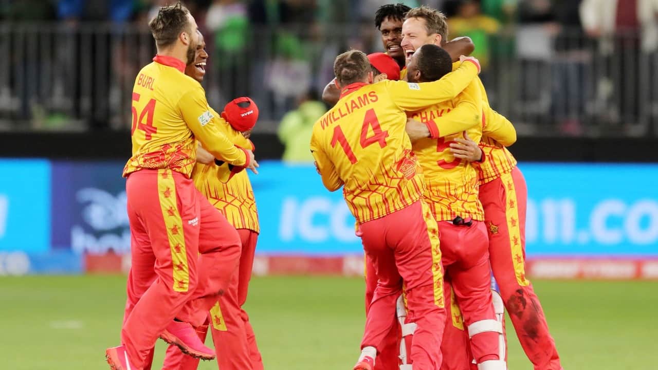 PAK vs ZIM Match last five over thriller Pakistan could not score 38 runs in 30 balls