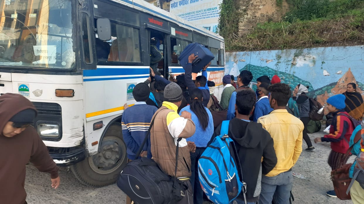 Fight for getting seats in buses