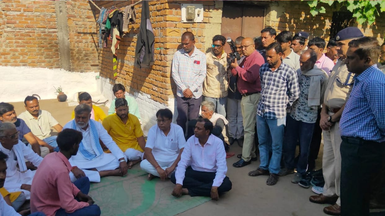 Fifth accused of triple murder in Devran of damoh arrested Minister MLA met the victim family