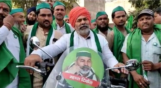 Muzaffarnagar: Tikait came out riding on bullet, taught discipline to workers