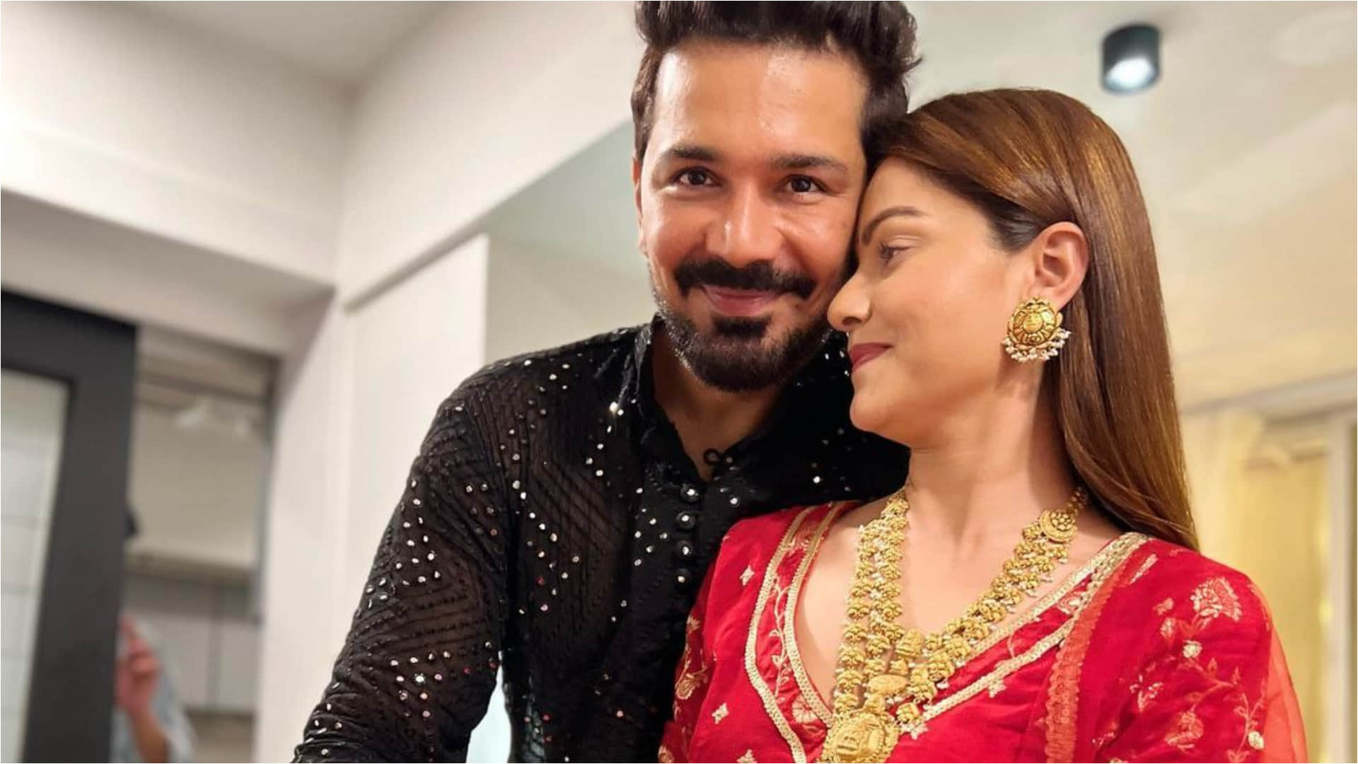 tv actress rubina dilaik to shraddha arya celebrate diwali 2022 in gorgeous traditional look
