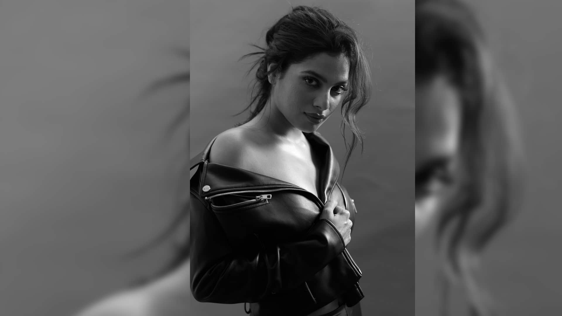 mysterious girl Tanya hope ayush sharma salman khan as04 birthday party bhai dooj Vicky donor tamil remake