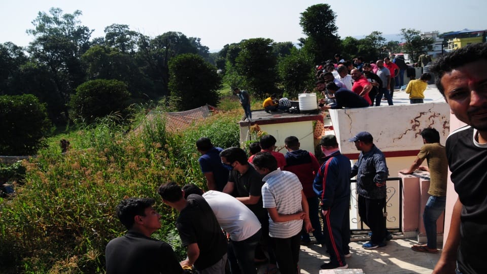 Dehradun News: Huge crowd gathered to see female Leopard Rescue Photos