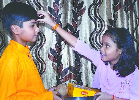 Sweets and gifts worth 2.5 crores sold in Bhaiya Dooj for two days