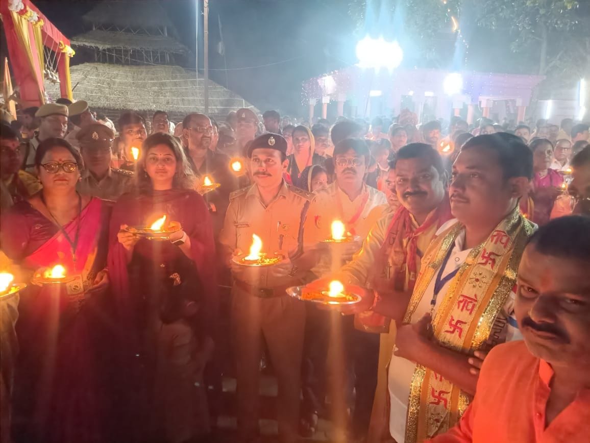 Faith gathered in Kuano Arti of Chitransh Club