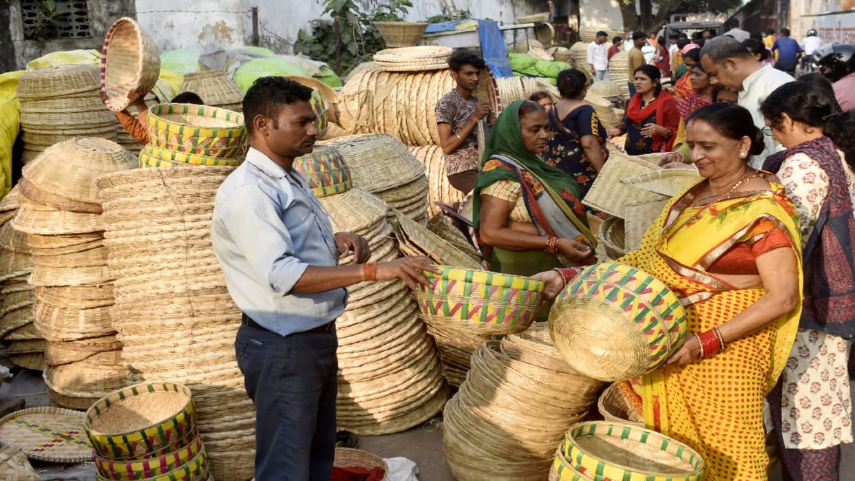 Chhath puja 2022 start in Gorakhpur with joy news in hindi