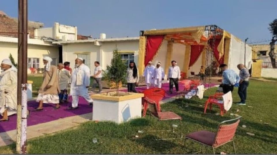 Youth killed for rasgulla in marriage party in agra police arrested main accused