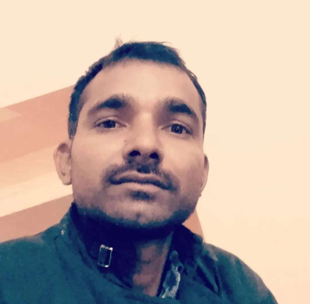 Hardoi, Speeding vehicle trampled bike rider farmer