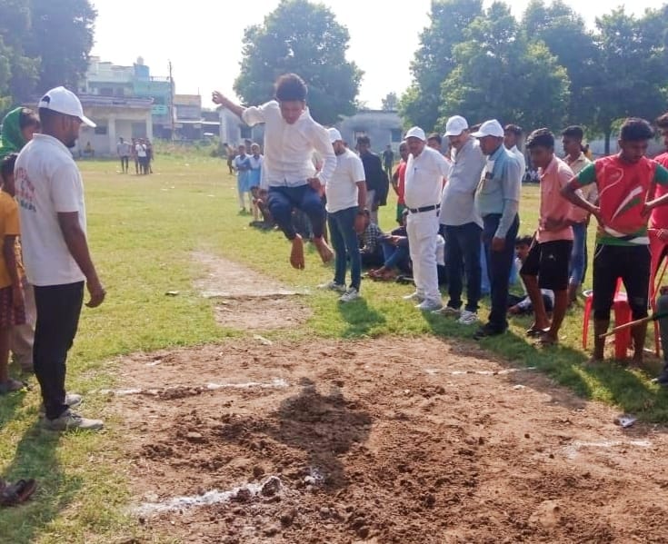 Banda: Akhilesh, Ashutosh and Sumit top the race