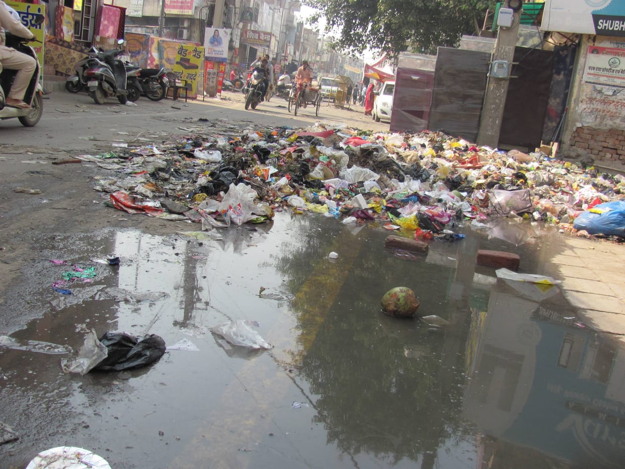 Municipal council officials could not remove garbage from bulldozers