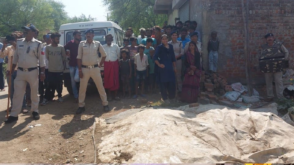 Bulldozers fired at the house and shop of the accused in the triple murder case