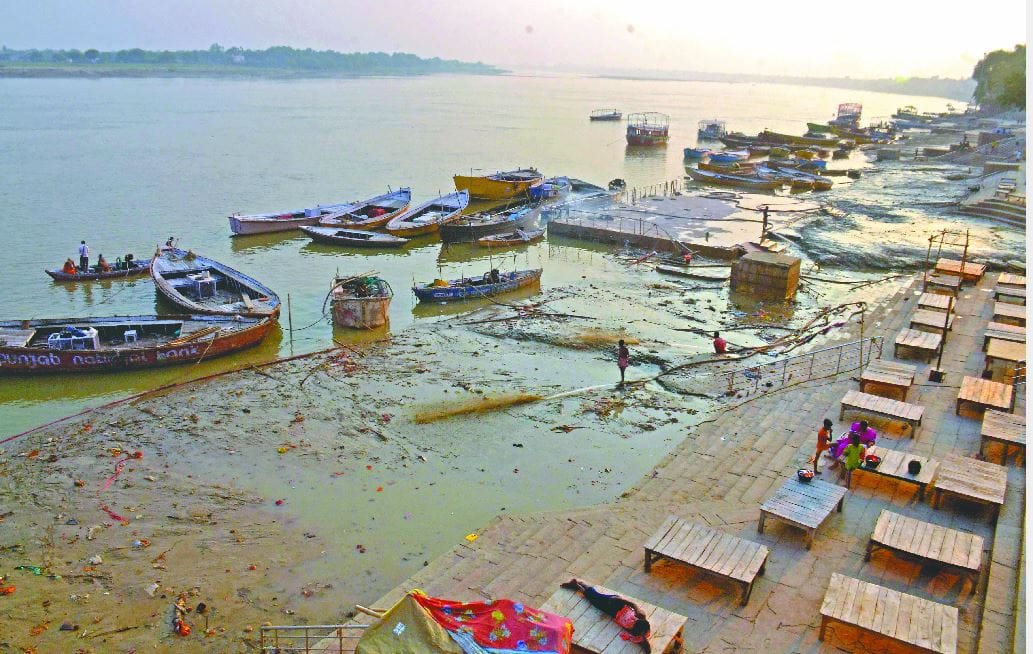 Chhath puja 2022 Bad condition of beautiful ghats of varanasi after flood 30 years later in this year