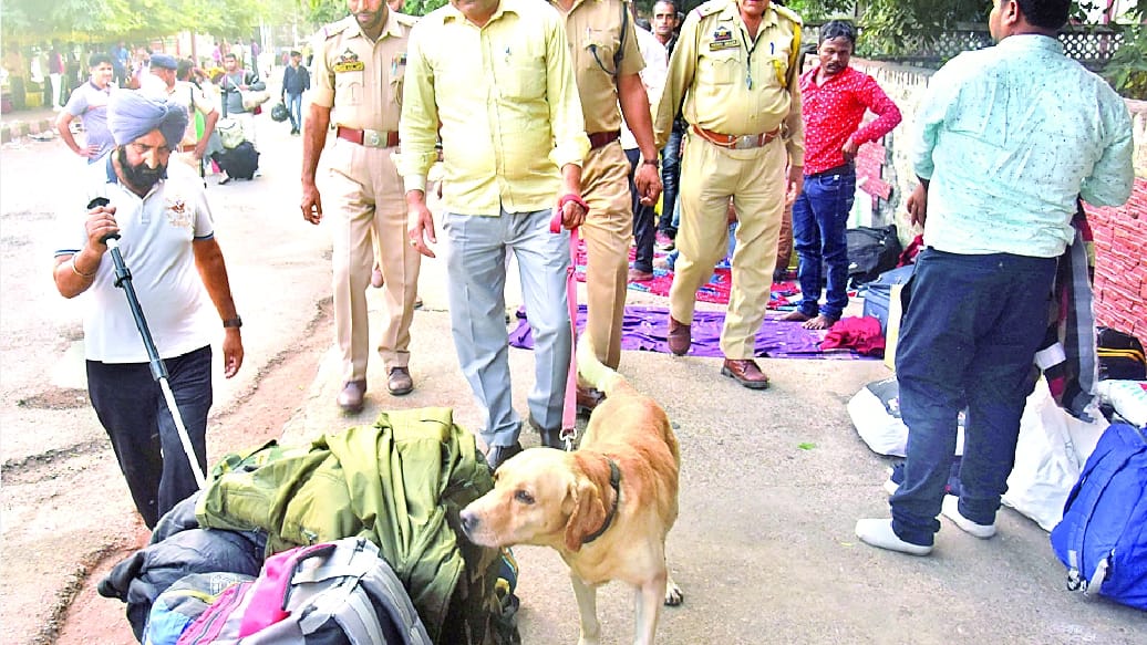 Search operation launched at Jammu railway station by railway police and security forces