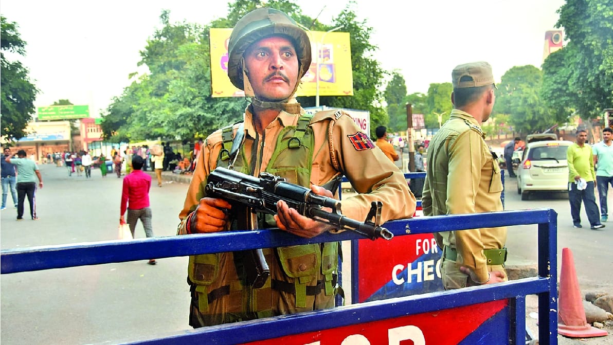 Search operation launched at Jammu railway station by railway police and security forces