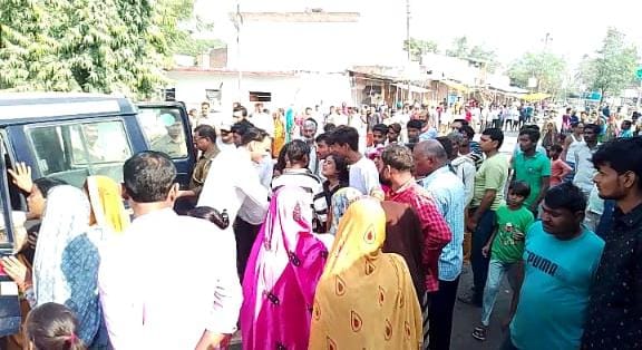 Two students died in a collision between a bike and Car in Banda