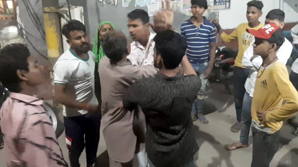 Young man slapped on suspicion of theft, video viral