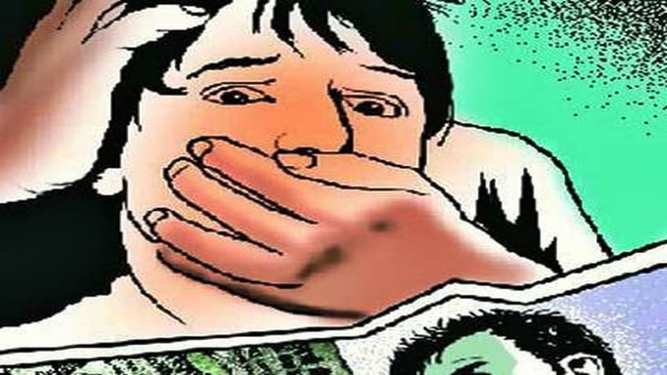 Nine-year-old girl found chained by employers in Pakistan Faisalabad
