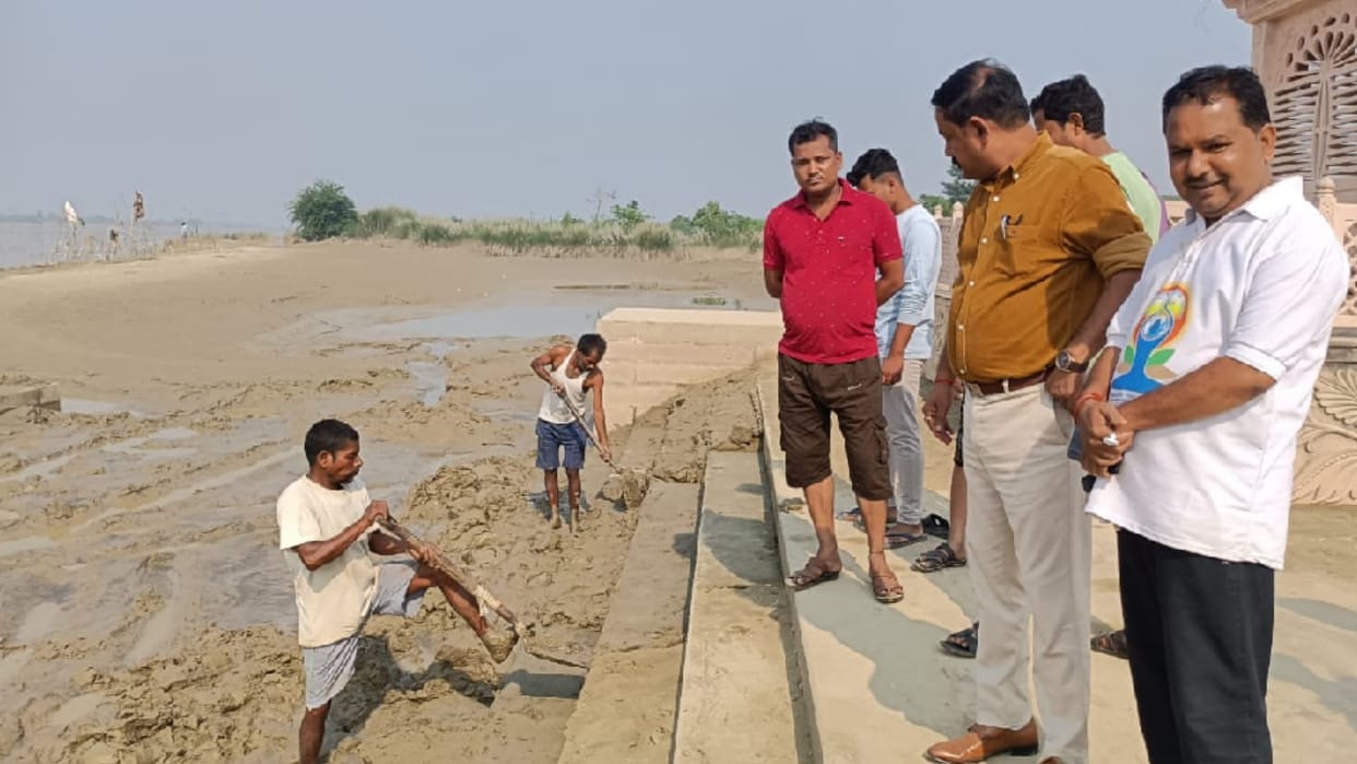 Chhath Puja will not be done on Rapti river pillow and Hanuman Garhi Ghat