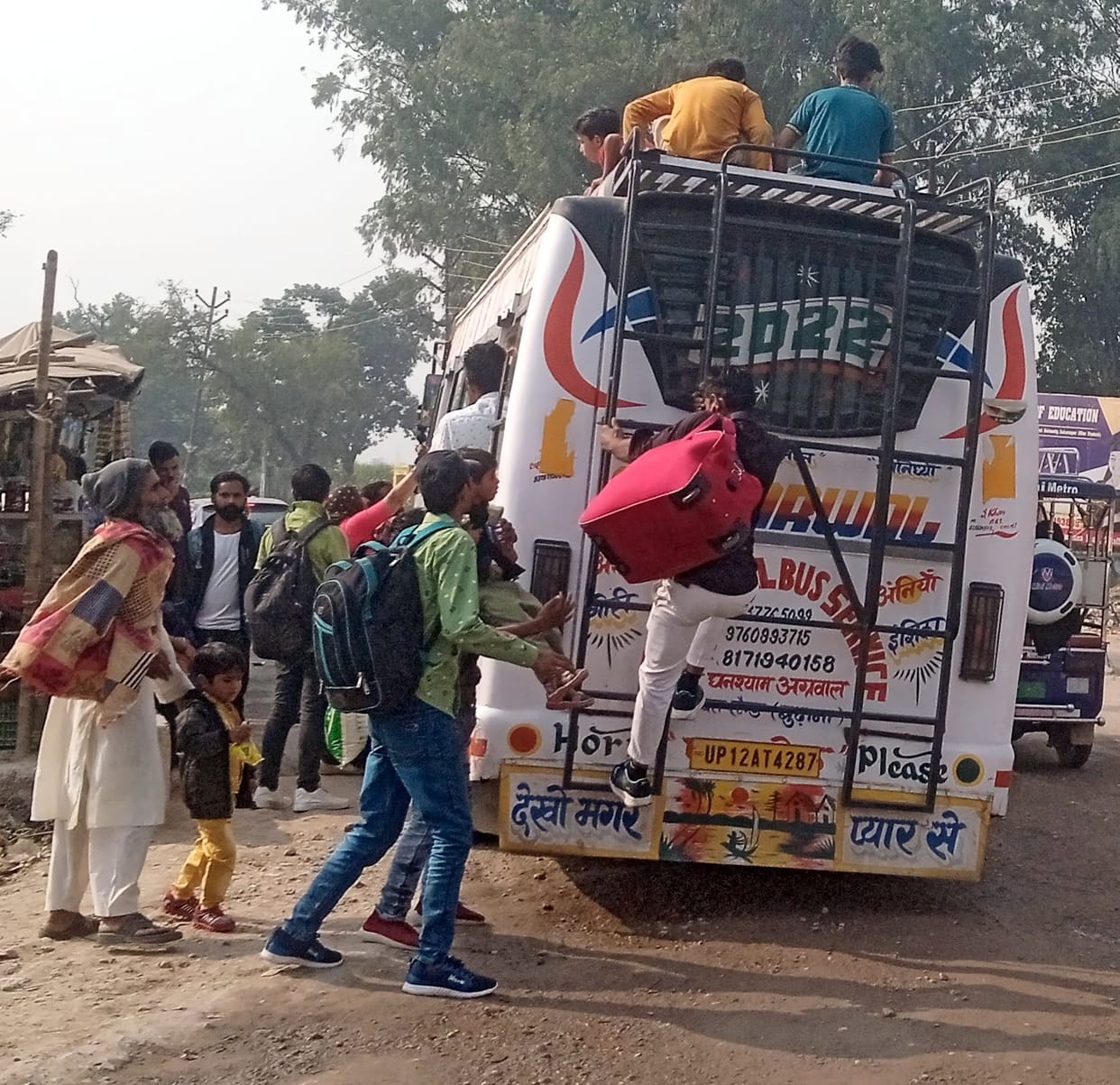 Traffic arrangements proved insufficient on Bhaiya Dooj