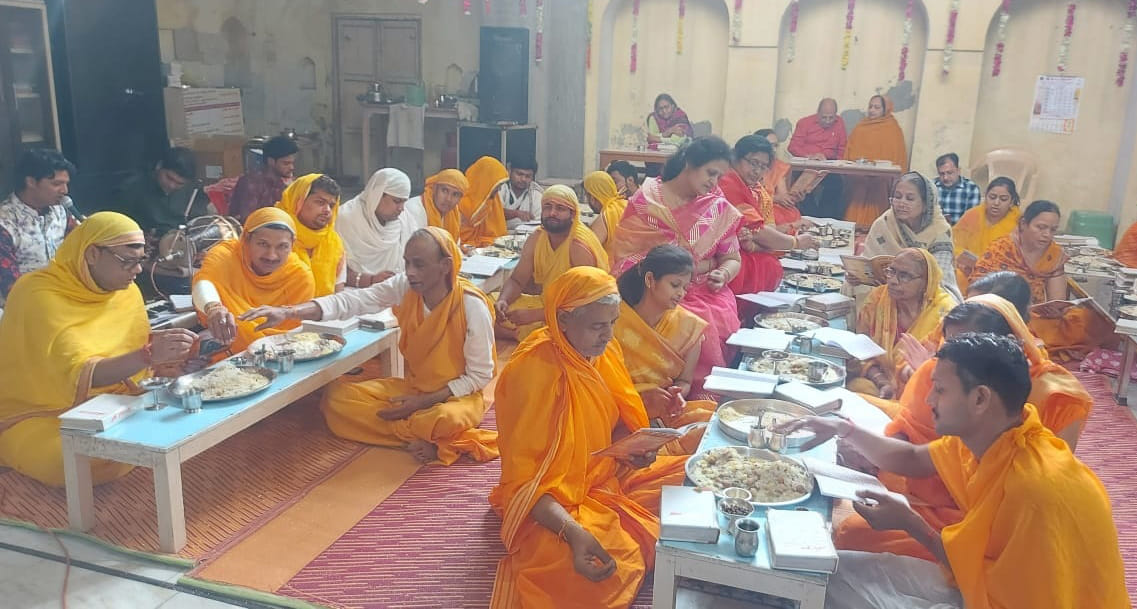 Organizing Shri Muni Suvrat Nath Vidhan in Nirvana Mahotsav