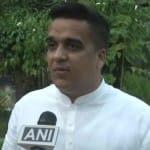 गुजरात के गृहमंत्री हर्ष सांघवी