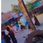 झाबुआ के पेटलावद में आदिवासियों युवतियों पर जलता पटाखा फेंकने का मामला सामने आया है।