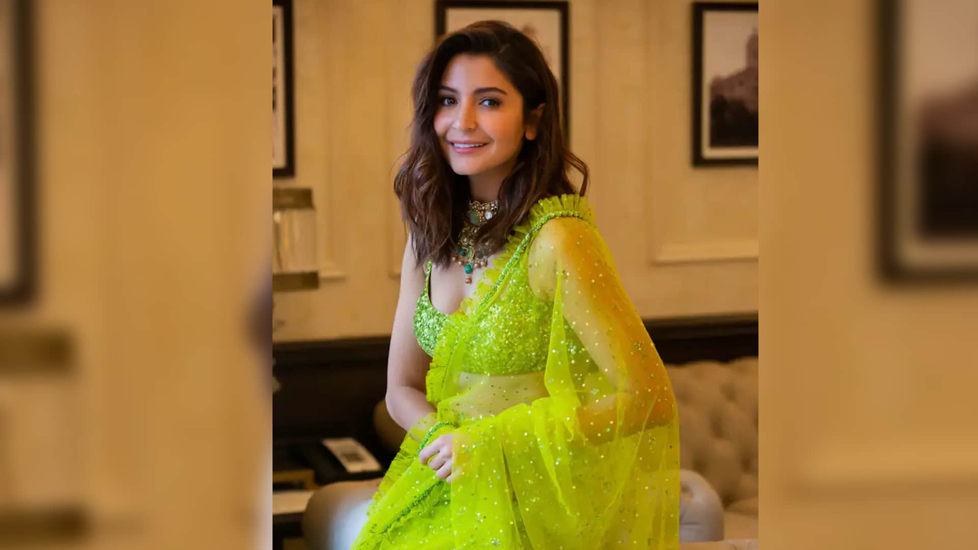 Chakda Xpress Actress Anushka Sharma share photos from Kolkata kalighat temple with daughter Vamika Kohli
