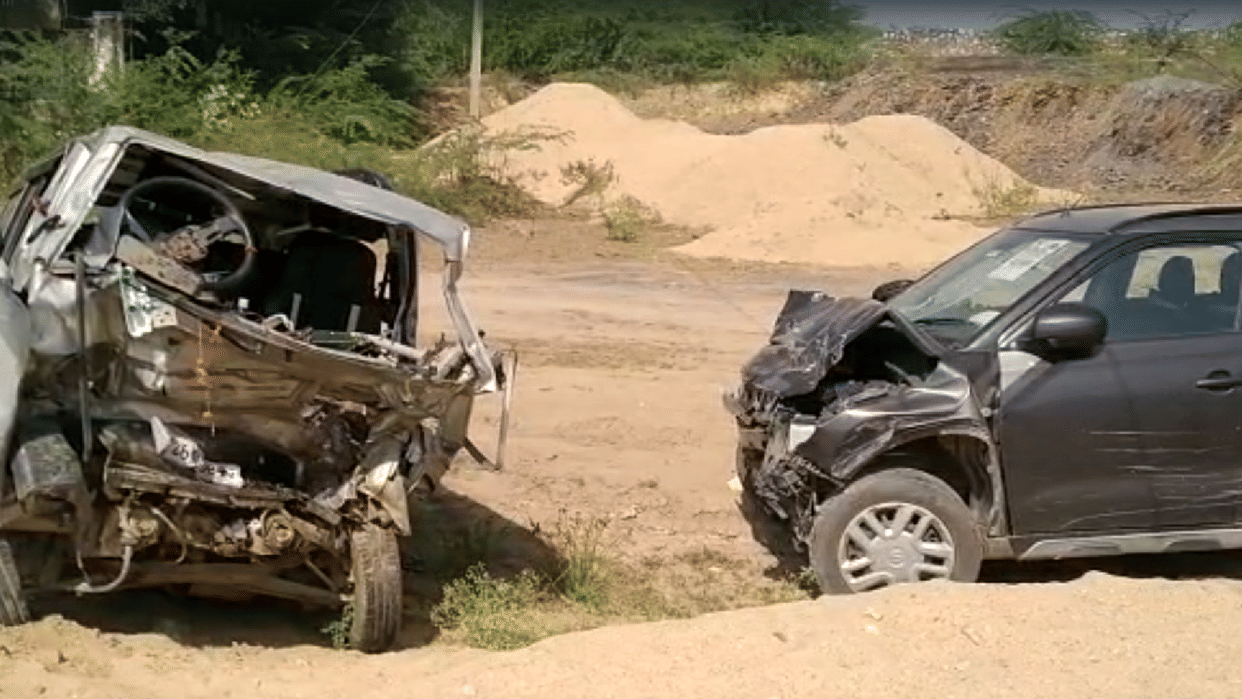 Rajasthan Accident: Van and car collide in Bundi district, four including newborn born died