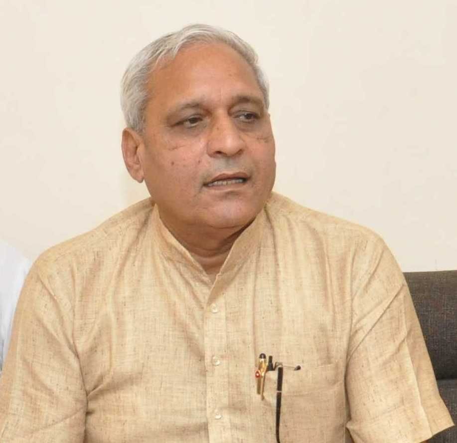 Ranbir Gangwa rose to the post of deputy speaker by winning the election of Panch in Gangwa