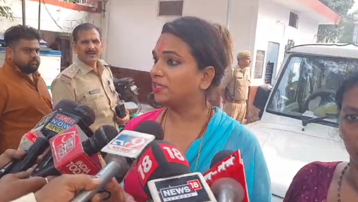 Aligarh: Fighting between two groups of eunuchs police registered case