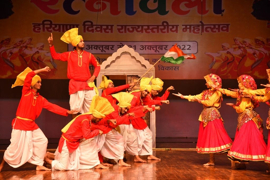 Ratnavali festival begins in KU with Lur dance, Kurukshetra