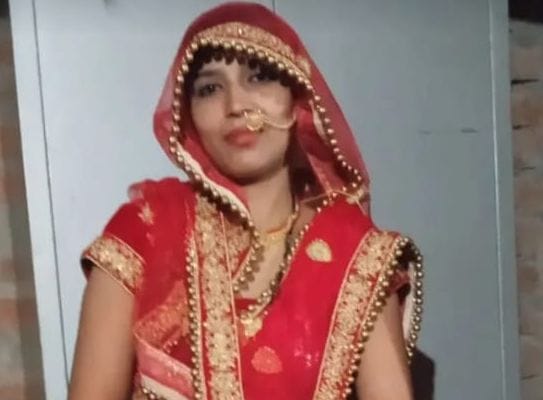 Kanpur Dehat: Married woman's body found hanging from a noose, parents accused of dowry murder