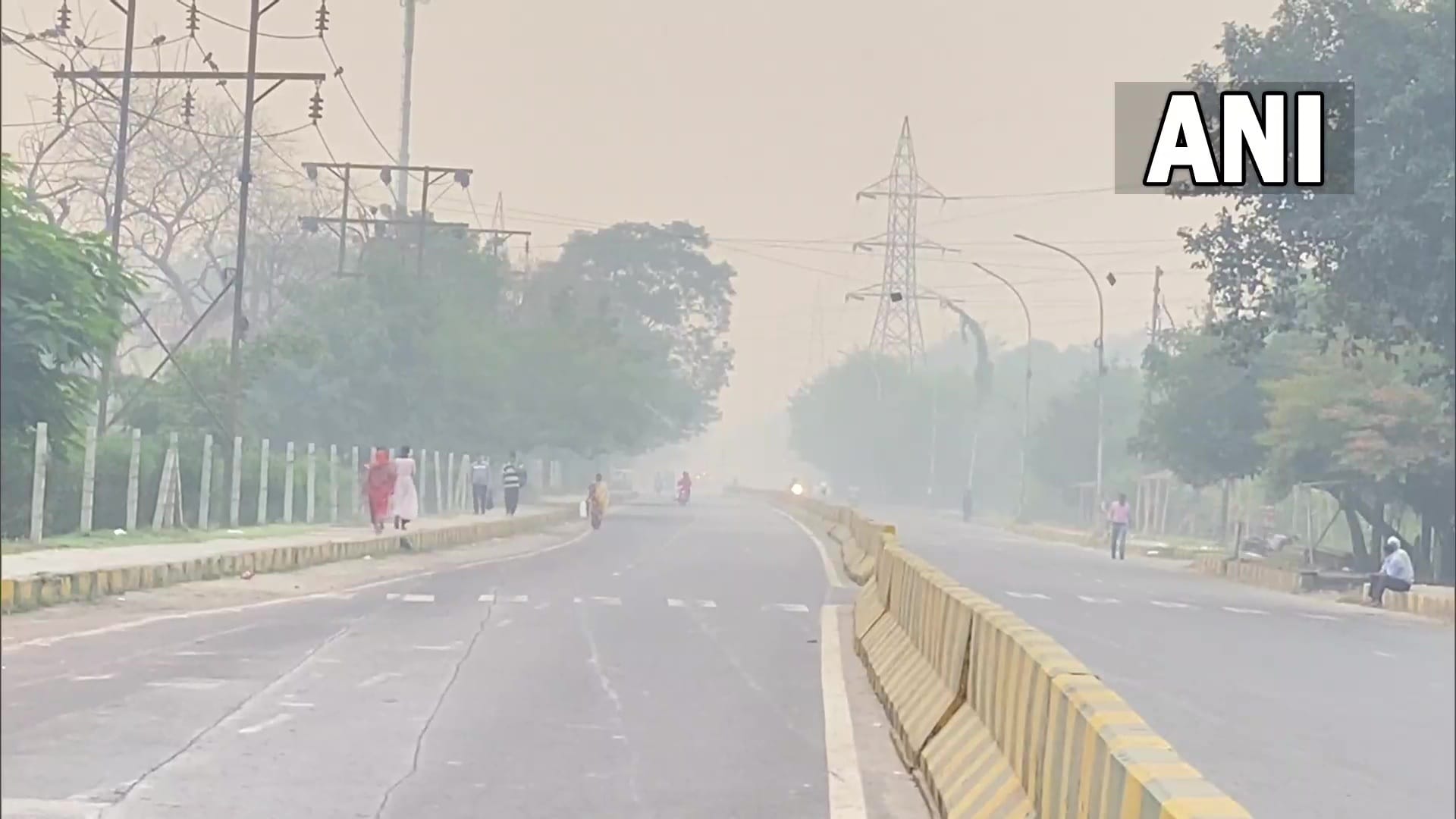 Delhi NCR AQI Today Delhi Air Quality Index Crossed 350 GRAP s third level implemented in Delhi