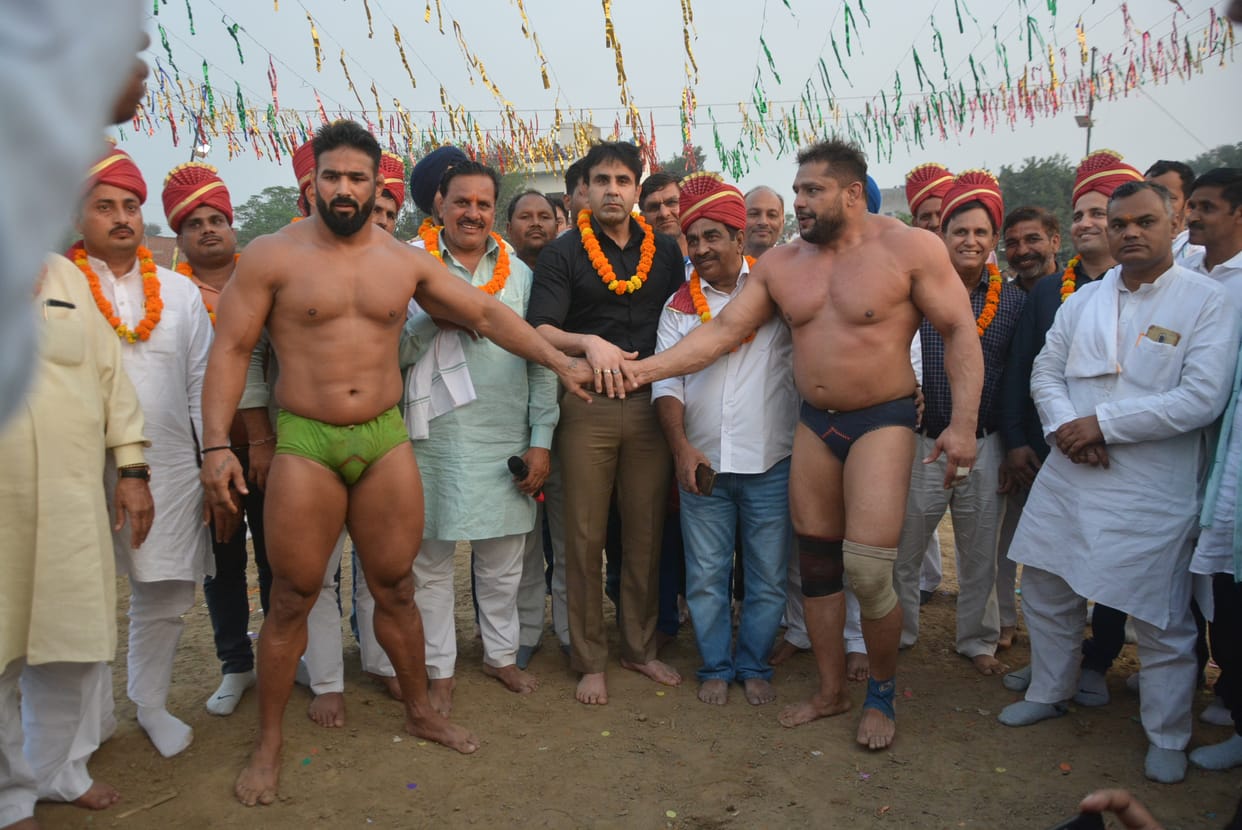 Wrestling worth five lakhs was lost on equal footing in Dangal