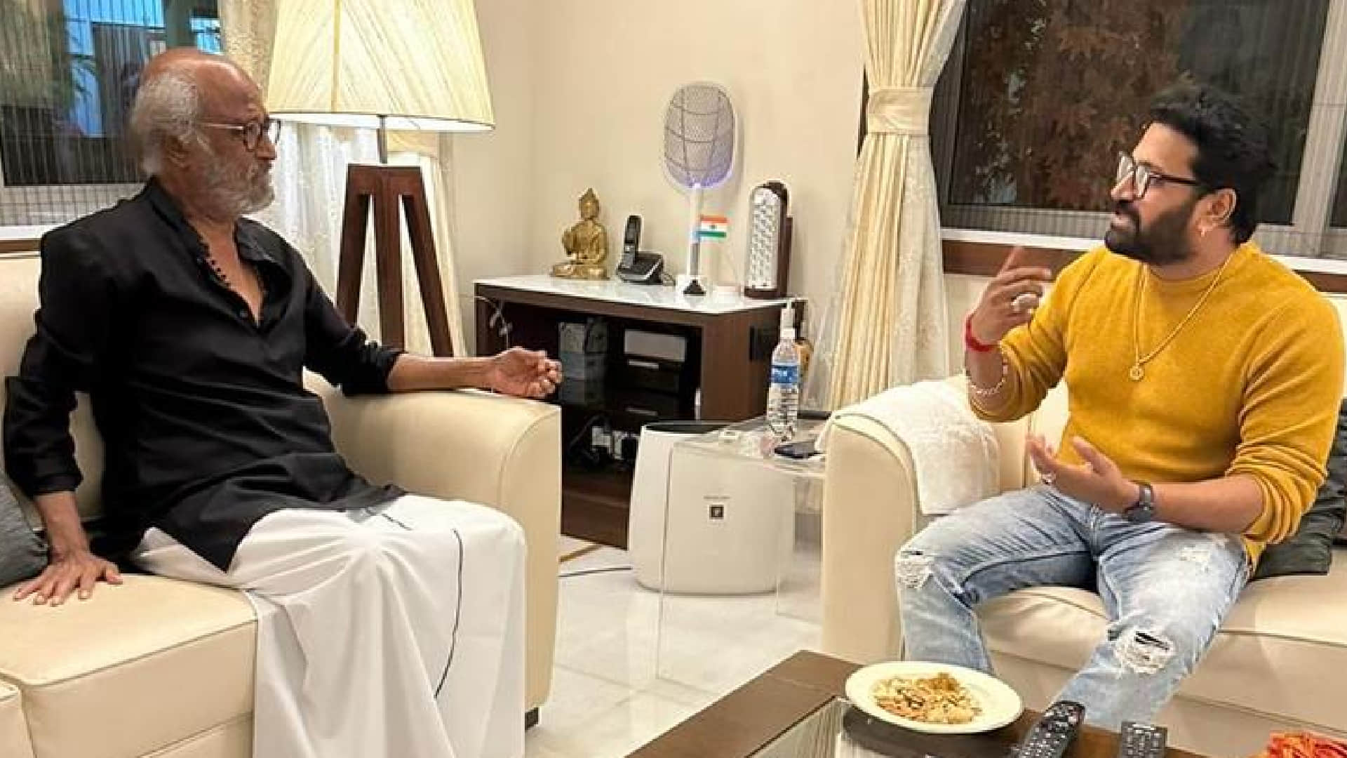 Kantara star Rishab Shetty meets superstar Rajinikanth after film success seeks blessings of thalaiva