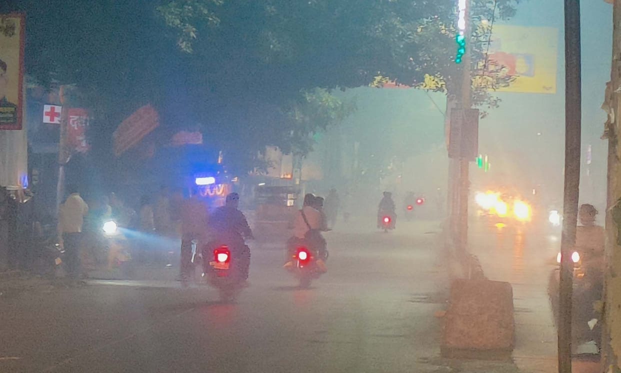 The pollution of fireworks did not decrease and the air became poisonous