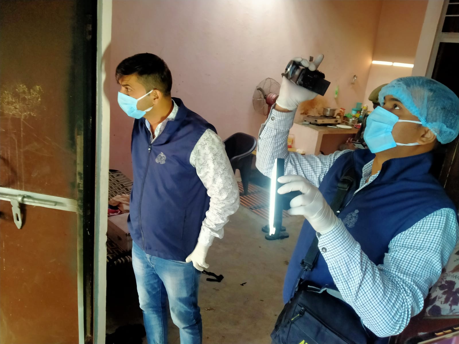Saharanpur: A young man has alive burnt his wife and mother-in-law and see photos