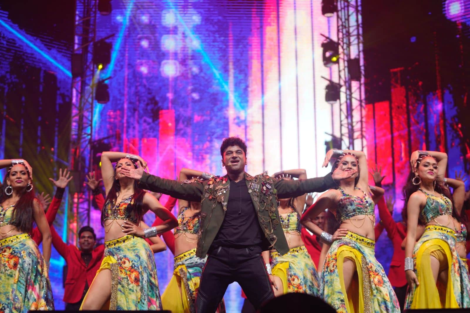 Rockstar DSP Devi Sri Prasad Music director speaks to Pankaj Shukla drishyam 2 cirkus bawal salman khan KKBKKJ