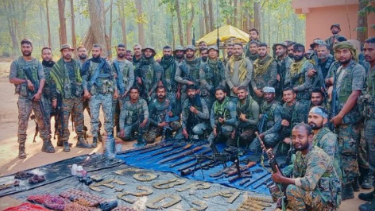 Jharkhand CRPF and Police recovered a cache of weapons during a joint operation