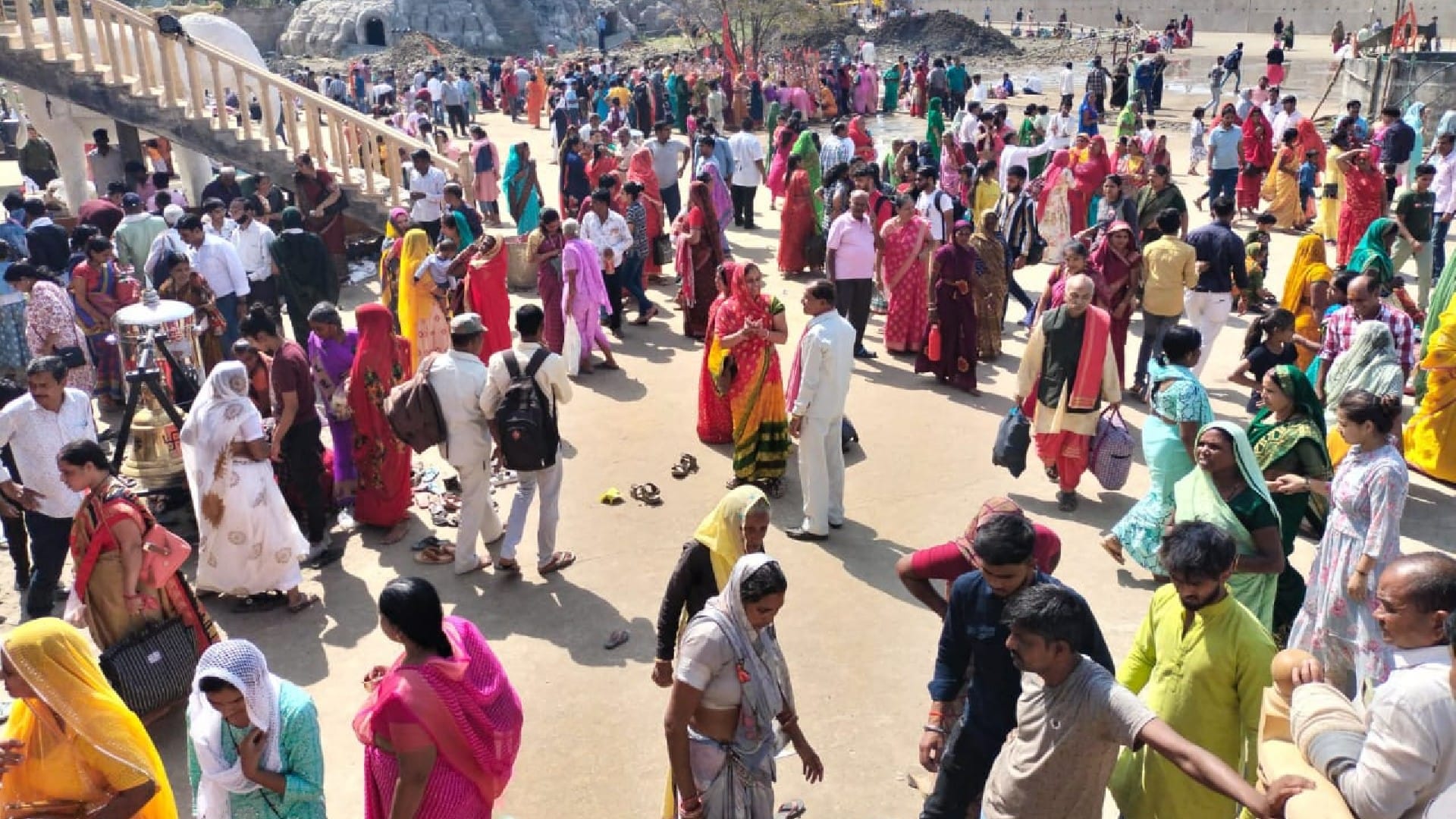 Annakoot festival in Kubereshwar Mahadev temple of Sehore thousands of devotees arrived to receive Prasad