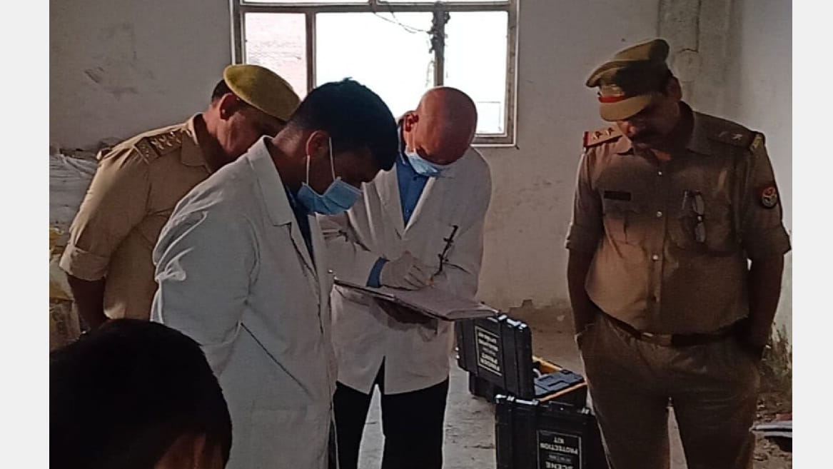 Priests body found hanging in temple in Farrukhabad