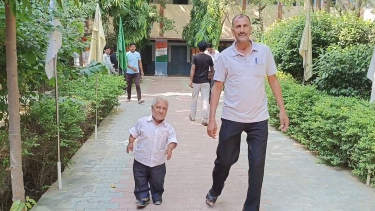 Narnaul: a person of three feet four inches voted for the first time