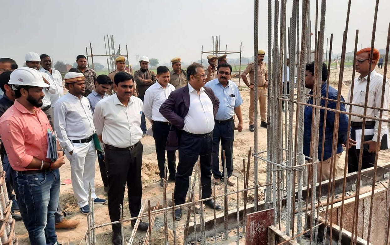 Displeasure over delay in construction of state university, work should be done in two shifts