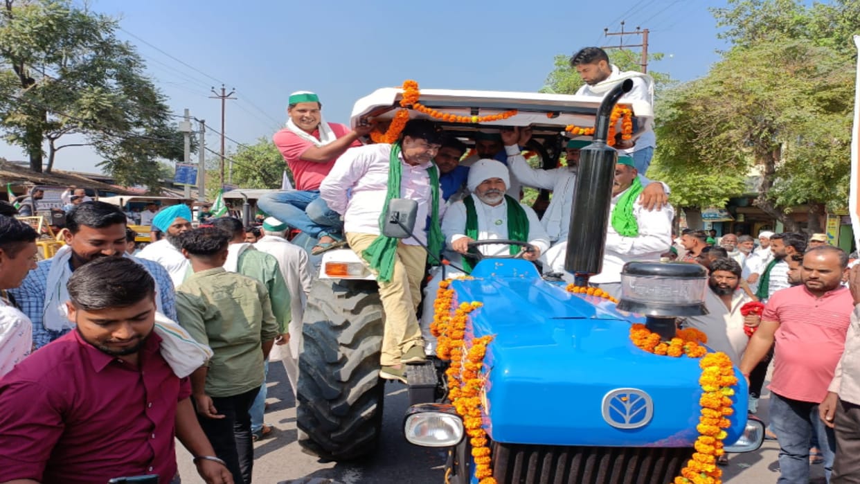 Kisan Tractor Yatra led by Rakesh Tikait, National Spokesperson of BKU in Bijnor